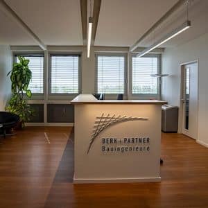 Bauingenieur – Büroeinrichtung München